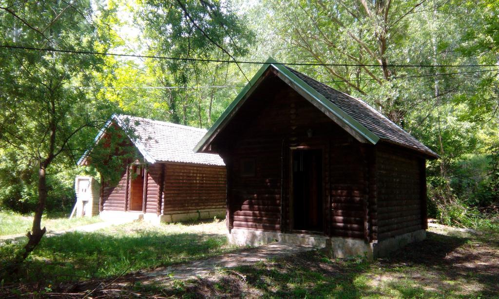 Chalets & Rooms Carda Sebesfok Bezdan Экстерьер фото